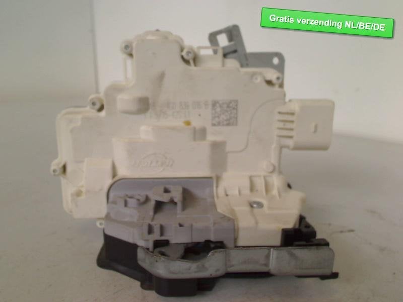 SERRURE DE PORTE ARRIÈRE DROITE Audi A3 (8V1 / 8VK), Auto-Union-Straße  1,
85057  Ingolstadt, DE, Info@audi.de, Audi, Utilisé
