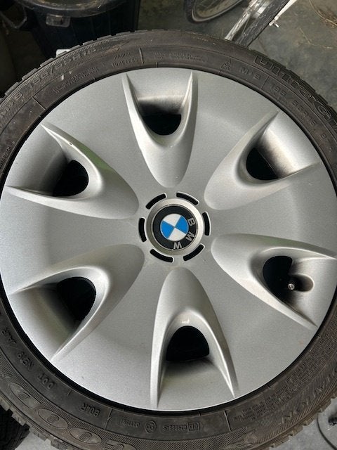BMW Stalen velgen+wieldeksels  GY Ultragrip M+S 195/55/16, Ophalen, Gebruikt, 16 inch, Banden en Velgen