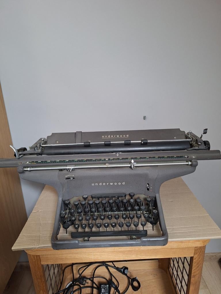 Oude typemachine, Ophalen
