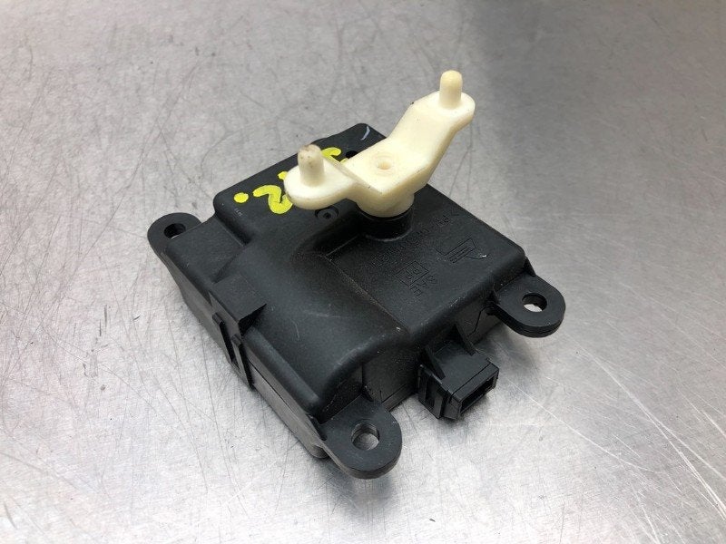 KACHELSTELMOTOR Subaru Impreza II Plus (GG) (|3B60030840|), Gebruikt, Subaru