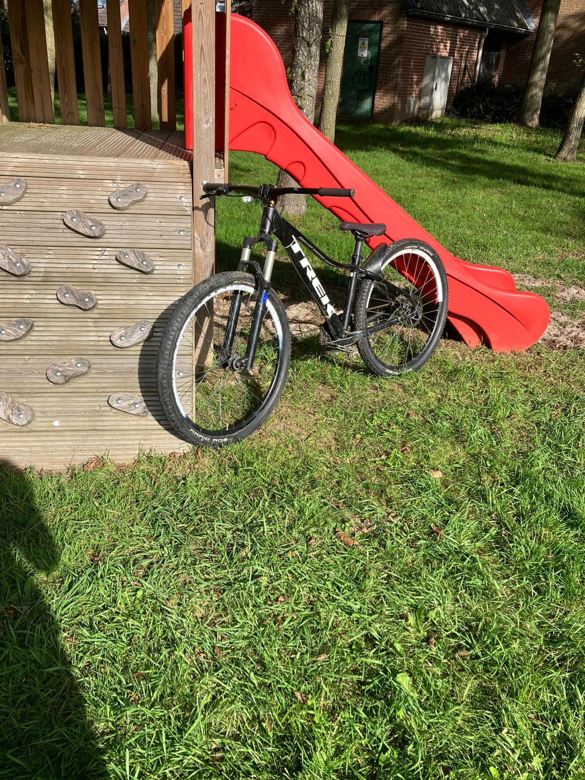 Trek marlin 4 te koop, Vélos & Vélomoteurs, Autres marques, Enlèvement, Utilisé, Guidon haut