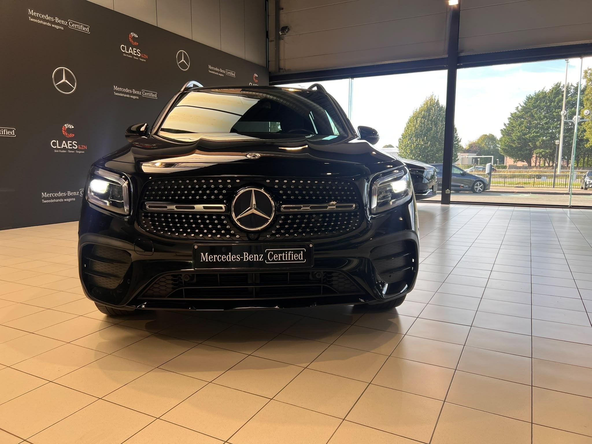 Mercedes-Benz GLB 200d AMG Line DOS 9097 (automatique), Autos, 1800 kg, Entreprise, Noir, https://public.car-pass.be/vhr/a44f32e3-ff4d-46d5-af68-2e2daa369b3b