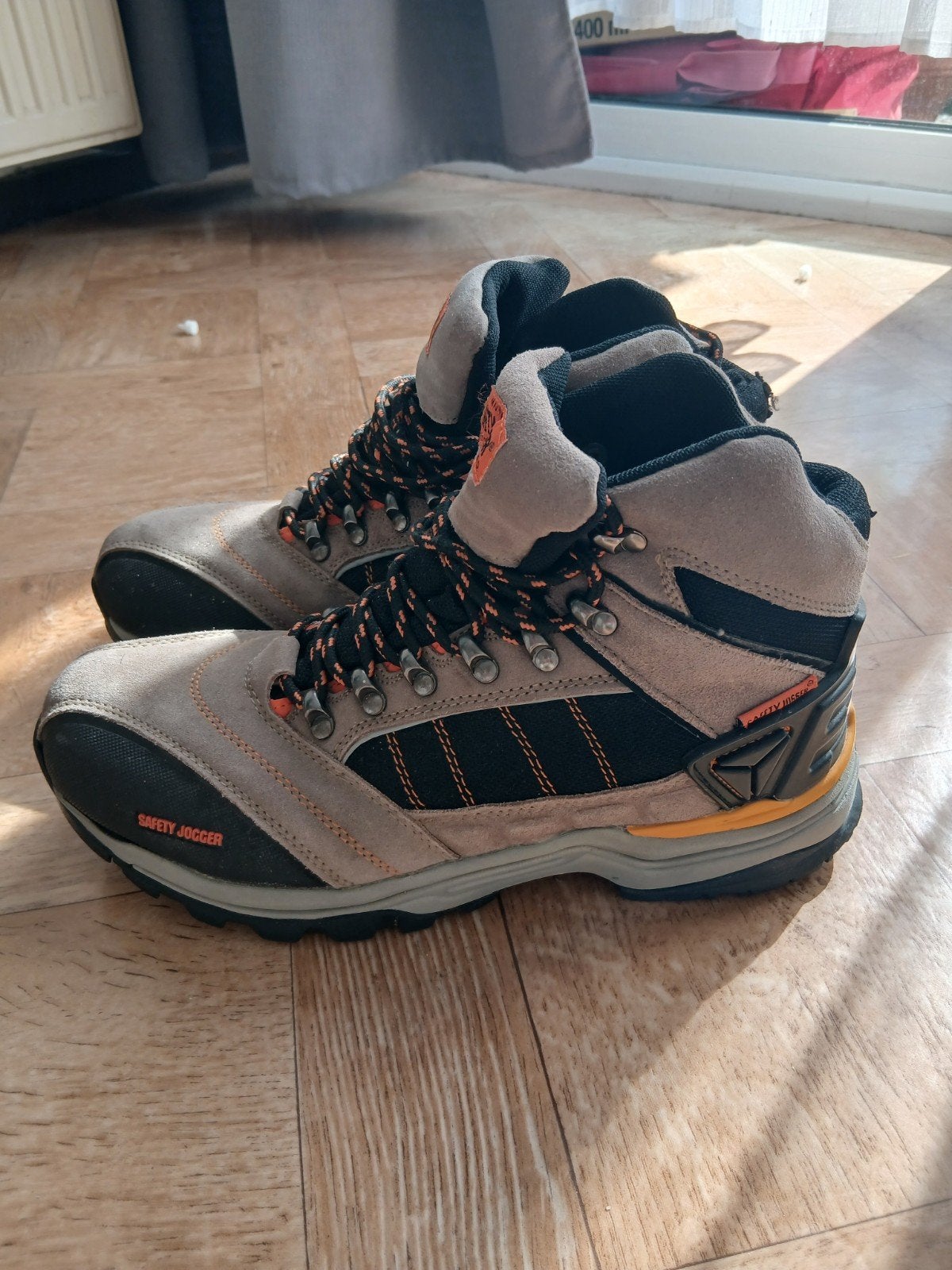 Chaussures de sécurité montantes Safety Jogger, Enlèvement ou Envoi, Comme neuf, Chaussures