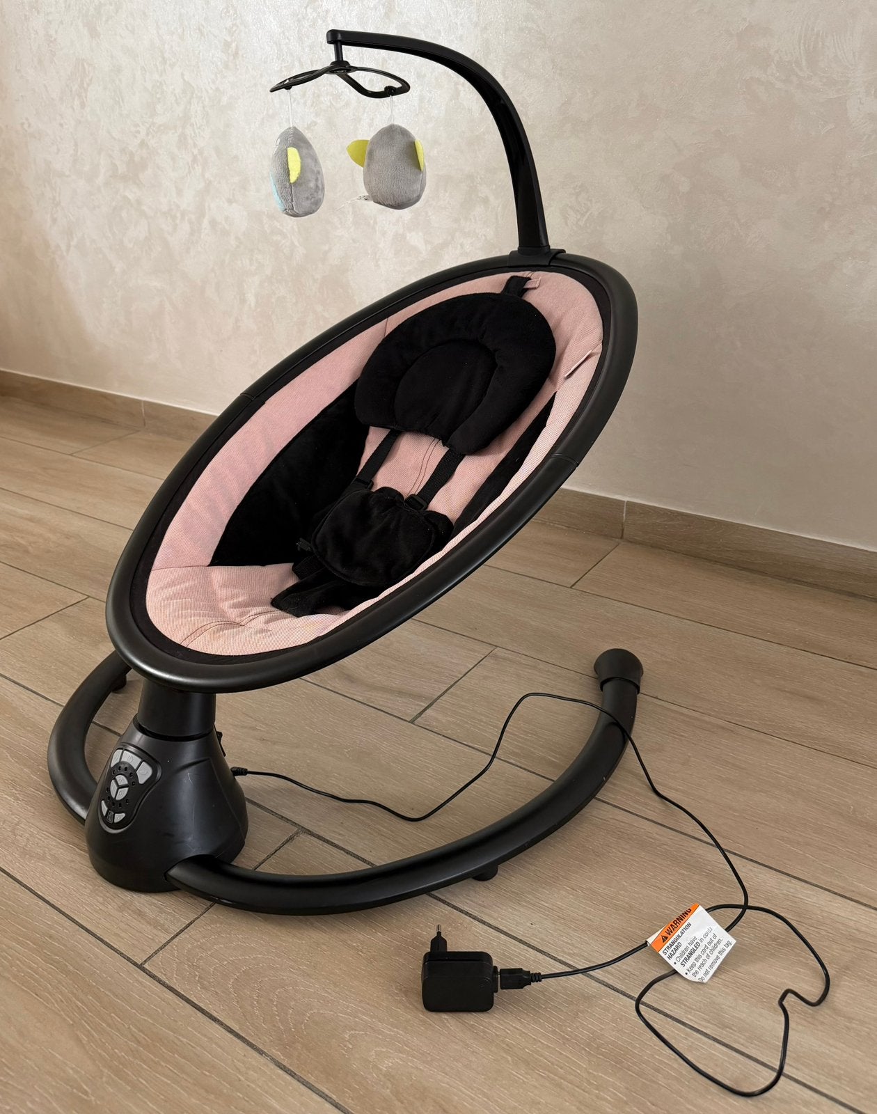Qute Q-Rocker elektrische schommelstoel, Kinderen en Baby's, Wipstoeltjes, Zo goed als nieuw, Schommelstoel, Overige merken, Met gordel(s) of riempje(s)