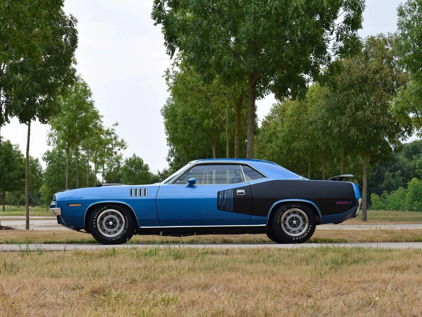 Plymouth Cuda 440-6 / B5 True Blue Metallic / Top Condition, 4 zetels, Leder, Blauw, 2 deurs
