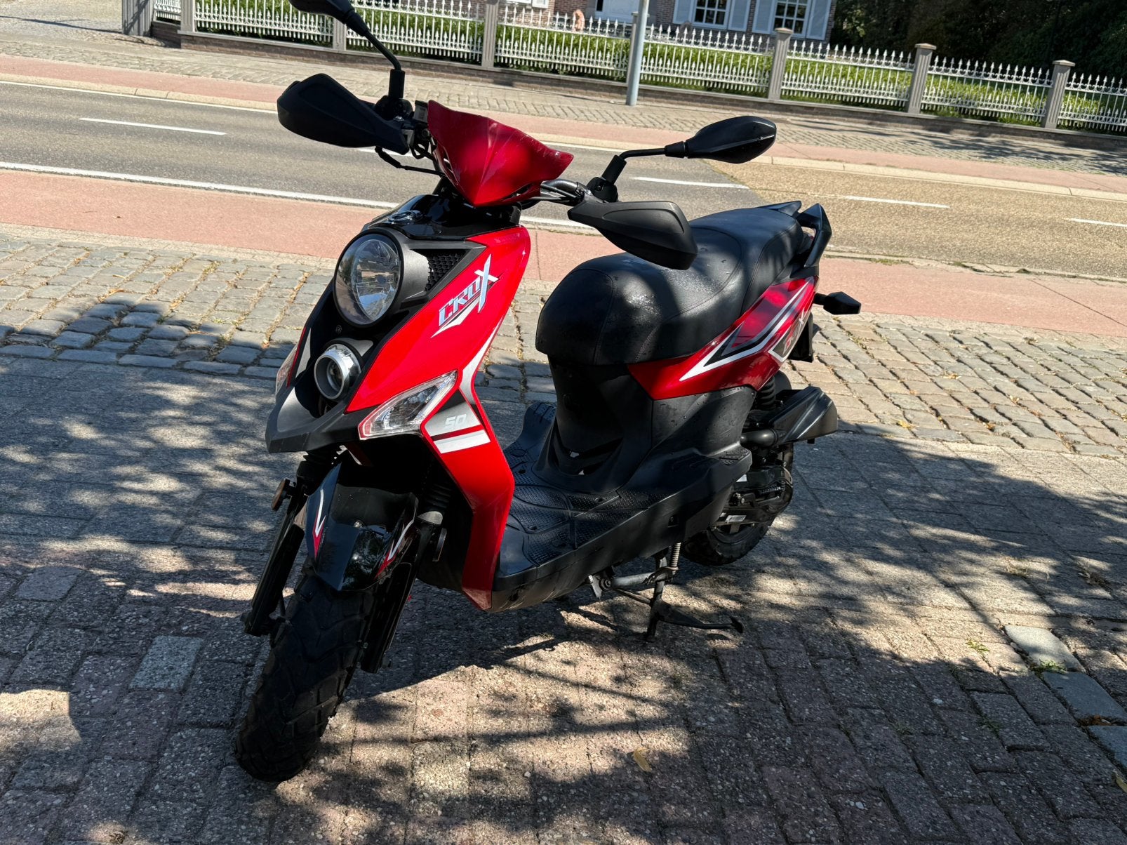 SYM Crox 50cc Klasse A – Bouwjaar 2018, Fietsen en Brommers, Ophalen, Zo goed als nieuw, Elektrisch