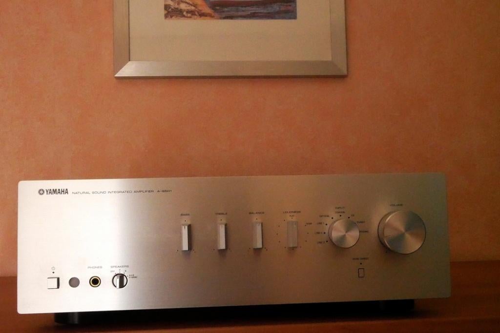 Stereo versterker, Yamaha, 60 à 120 watts, Comme neuf, Enlèvement