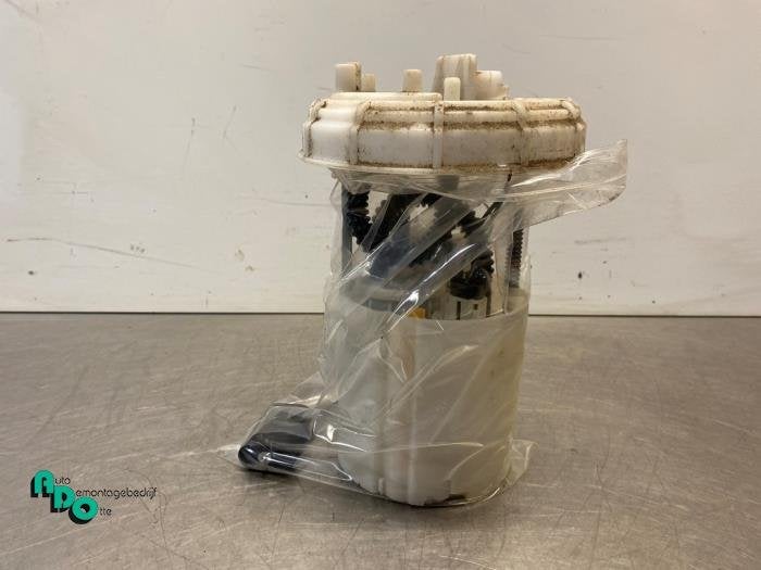 Brandstofpomp Elektrisch van een Opel Corsa (Corsa D 07-), Auto-onderdelen, Gebruikt, -, -, Opel