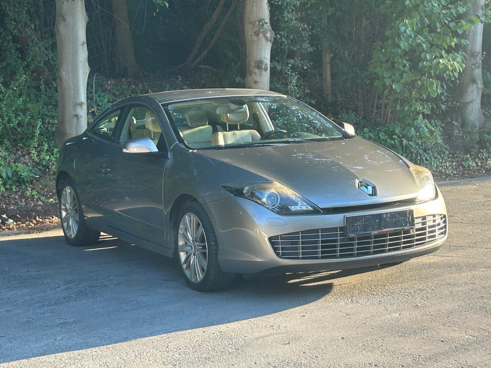 *RENAULT LAGUNA COUPE* 2.0 dci 150 cv - Initial, Autos, Laguna, Achat, Entreprise, Boîte manuelle