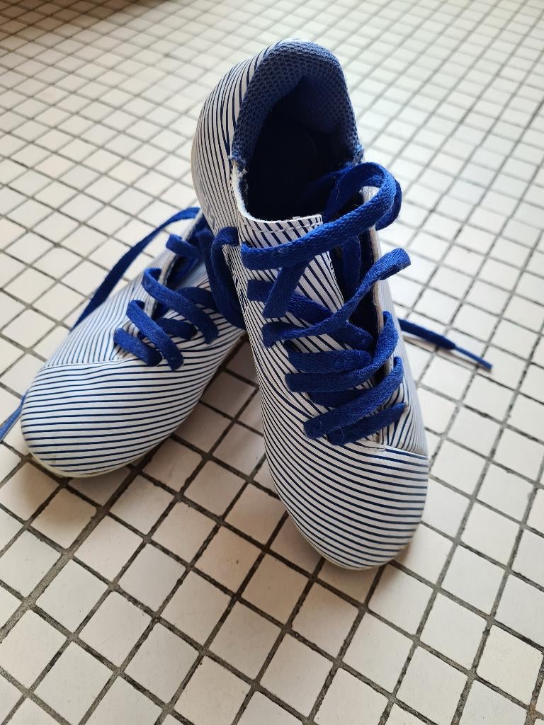 Adidas nemeziz voetbalschoenen, Ophalen of Verzenden, Schoenen