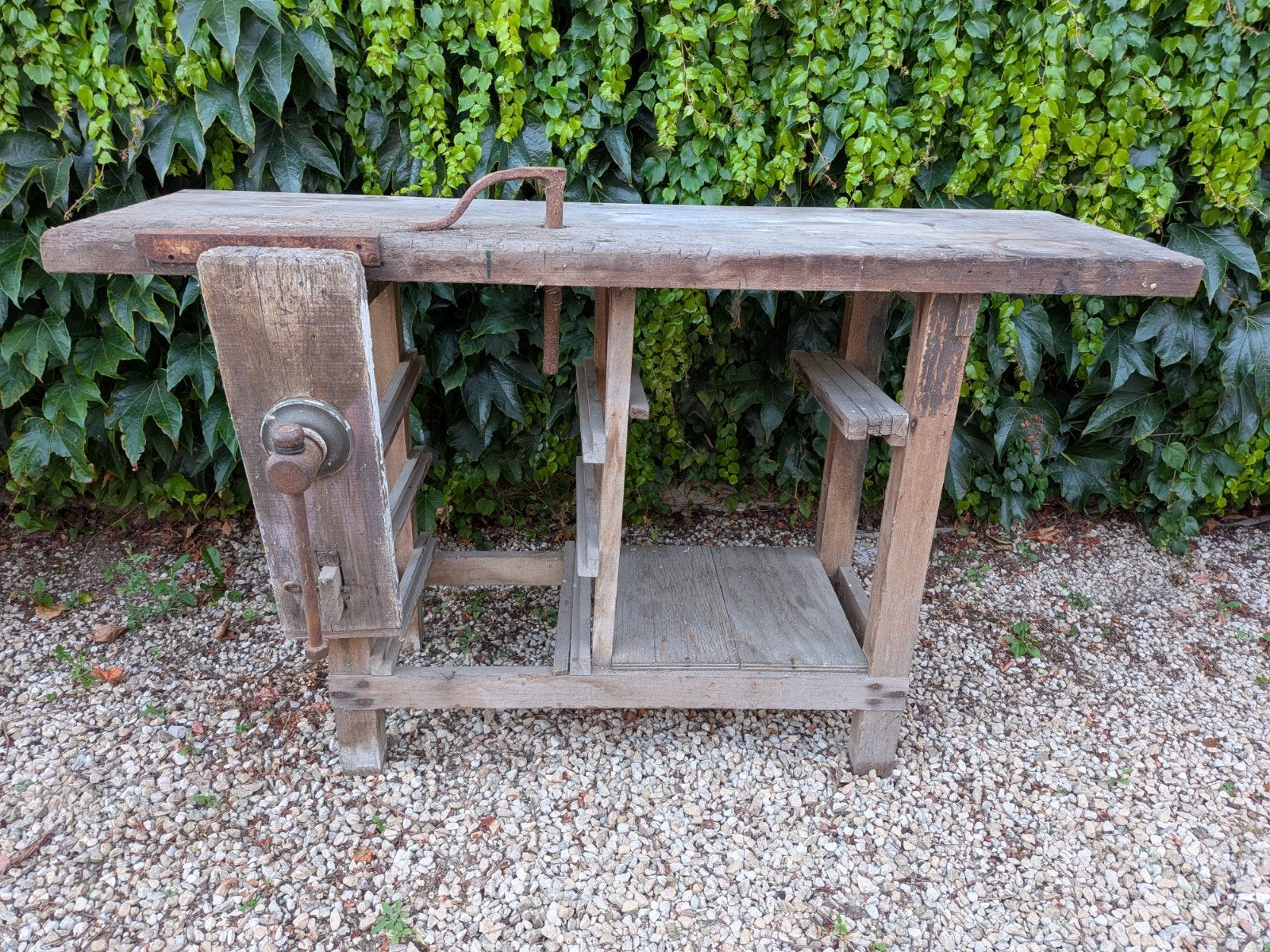 authentieke oude houten werkbank met bankschroef, Tuin en Terras, Bergingen en Tuinkasten, Ophalen