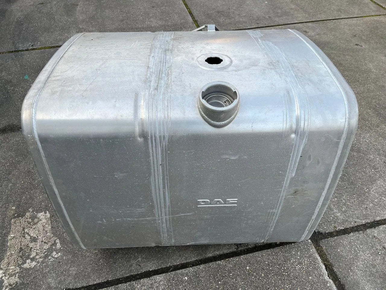 DAF 7X Brandstoftank diesel 400L 1949906, Gebruikt, DAF, Brandstofsystemen