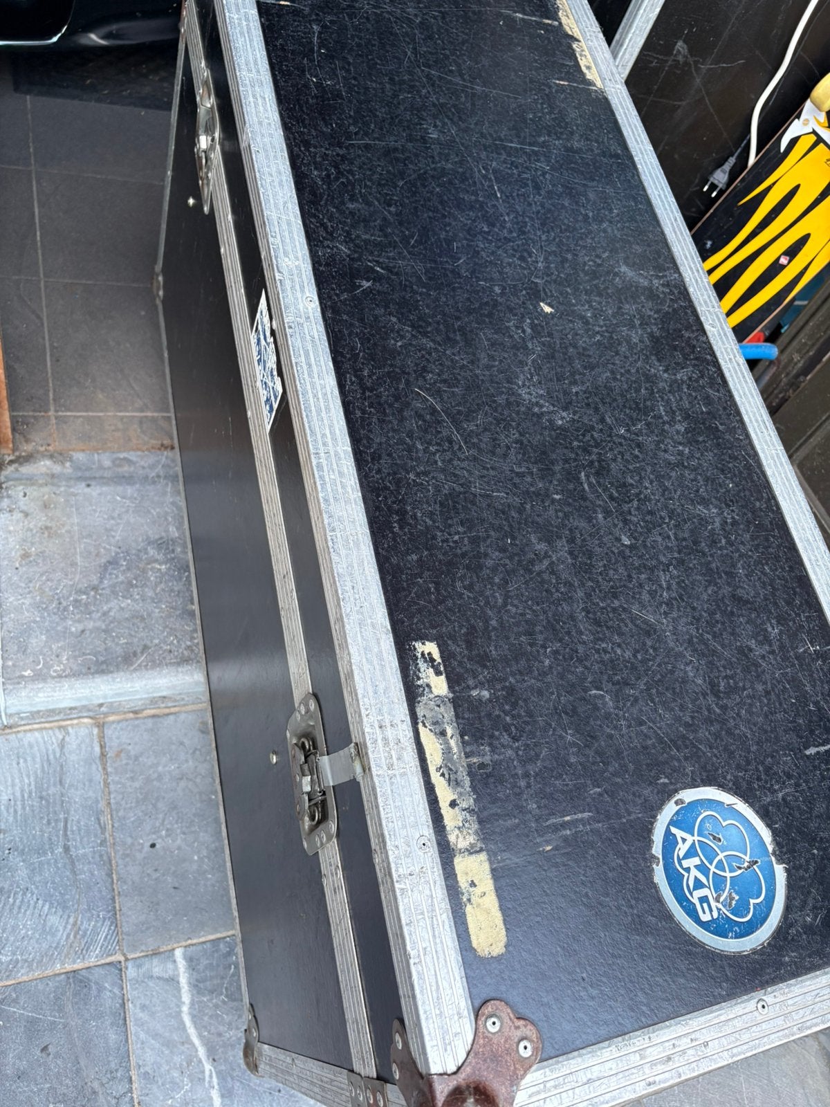 Flight-case pour pieds de microphone, Musique & Instruments, Enlèvement, Utilisé, Flight case
