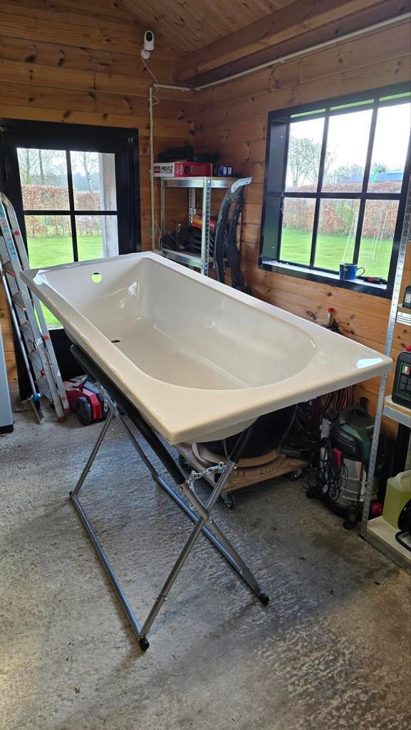 Bad 170 cm x 70 cm, Ophalen, Zo goed als nieuw, Bad