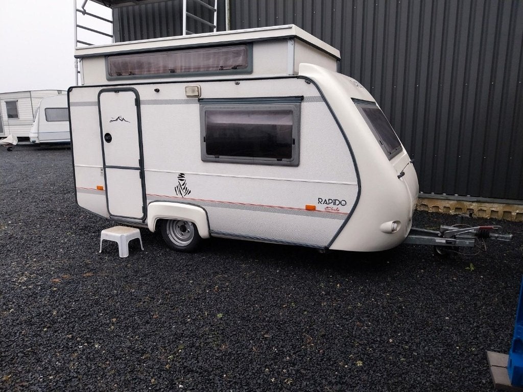 Rapido Club 31T, Caravans en Kamperen, Schokbreker, Tot en met 2, Treinzit, 2 aparte bedden