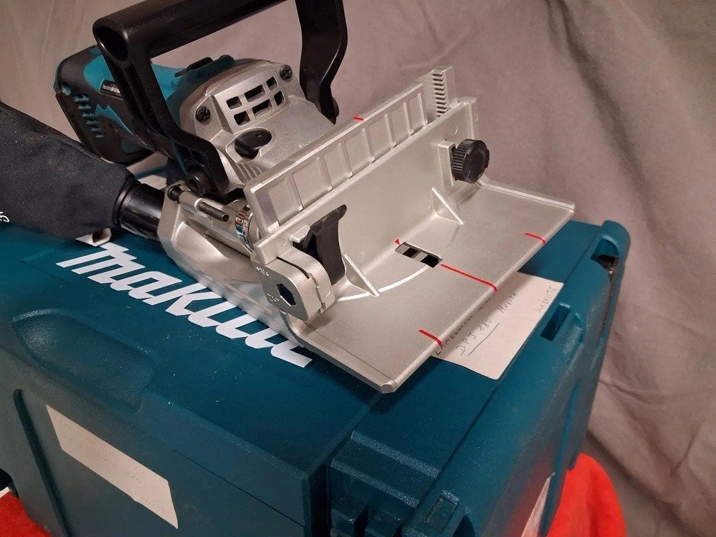 fraiseuse/lamelleuse Makita bonne affaire!!!, Neuf, Enlèvement, Makita, Autres types