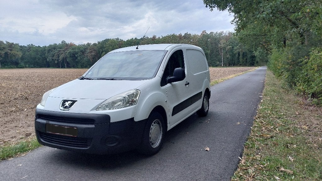 Peugeot Partner 1.6Hdi 2012 lichte vracht, Auto's, Voorwielaandrijving, 1600 cc, Wit, Particulier