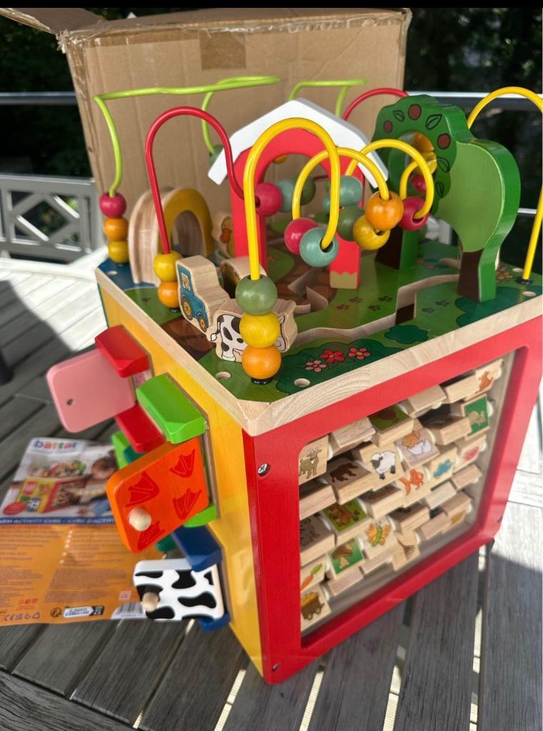 Houten boerderijactiviteitenkubus voor kinderen, Ophalen, Nieuw
