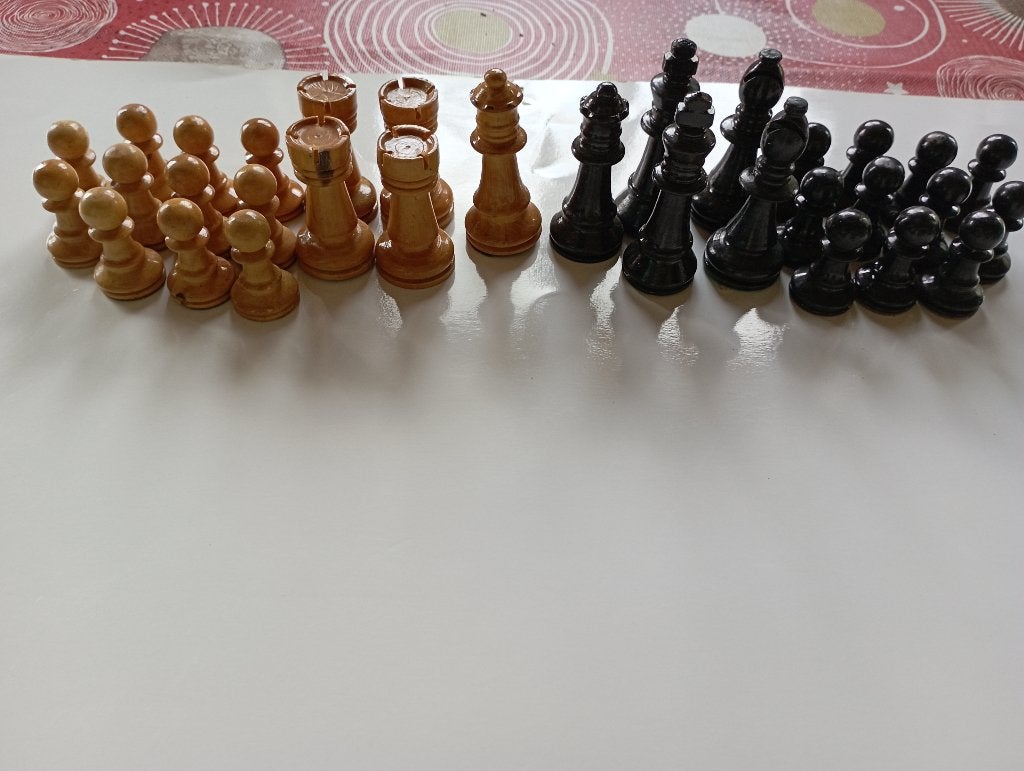 Houten schaakpion, Games en Spelcomputers, Ophalen of Verzenden, Zo goed als nieuw