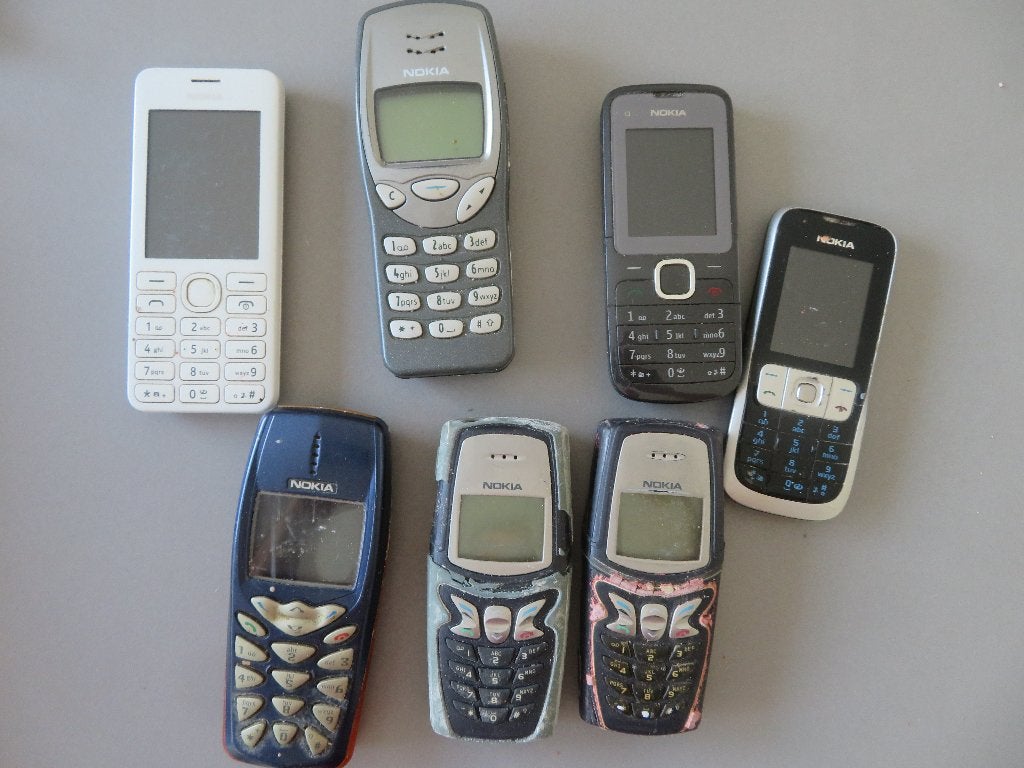lot van 7 oude Nokia GSM ,s telefoon, Telecommunicatie, Mobiele telefoons | Nokia, Verzenden, Gebruikt