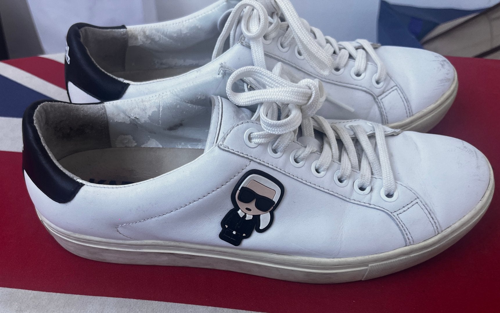 Karl Lagerfeld sneakers maat 41, Karl Lagerfeld, Wit, Ophalen of Verzenden, Gedragen