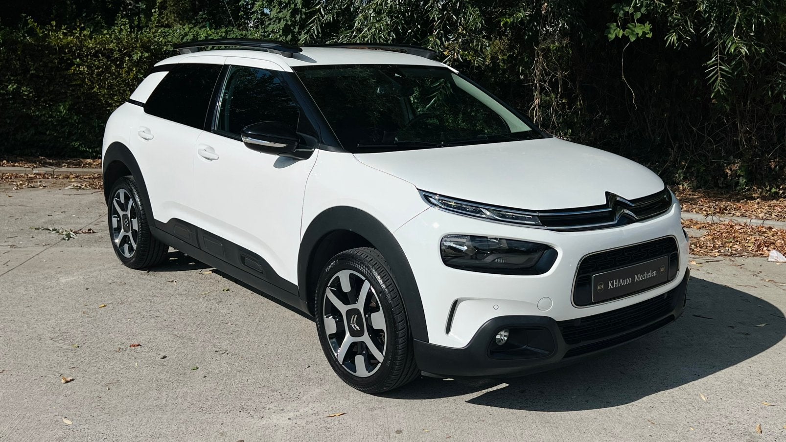 Citroën C4 Cactus 1.2THP 110pk Shine Camera CarPlay Garantie, Auto's, Dealer onderhouden, Euro 6, Leder, 5 deurs