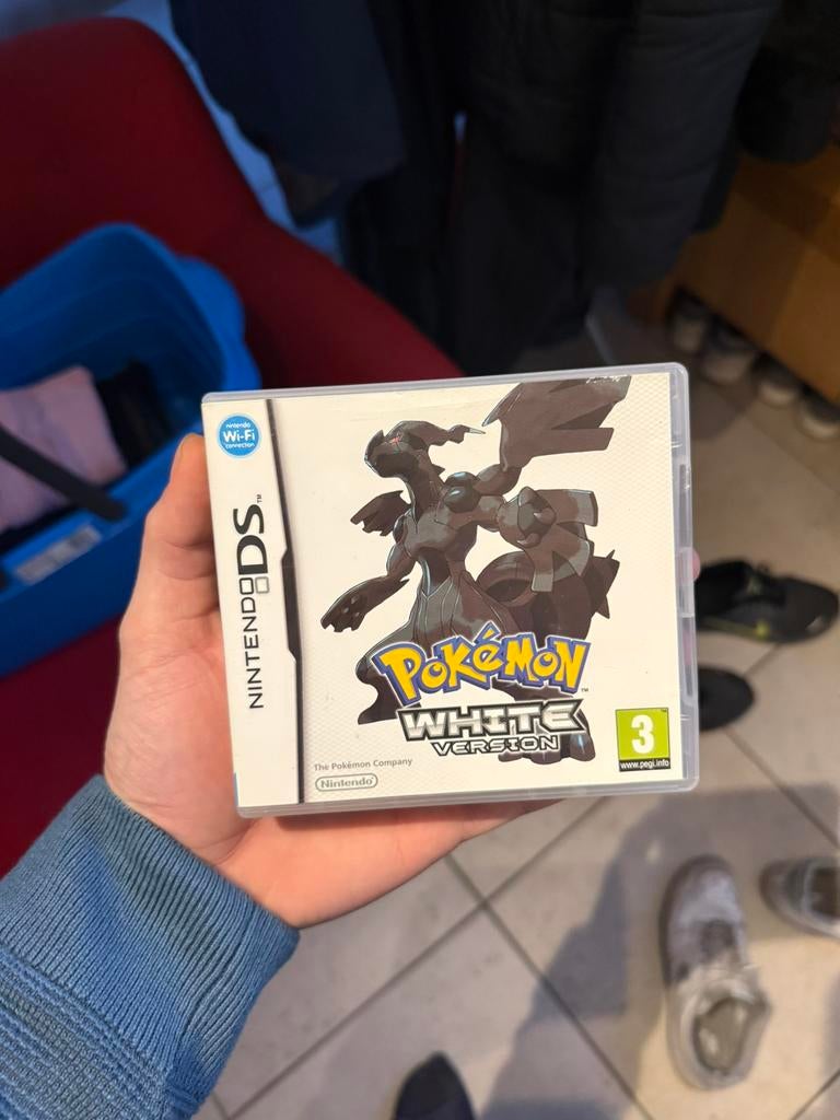 Pokemon white, Games en Spelcomputers, Games | Nintendo DS, Ophalen of Verzenden, Zo goed als nieuw