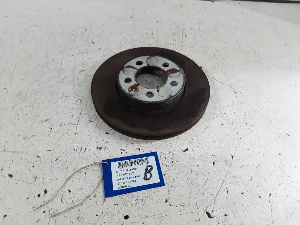 FREIN DISQUE AVANT Audi A1 Sportback (GBA) (01-2018/-), Auto-Union-Straße  1,
85057  Ingolstadt, DE, Info@audi.de, Audi, Utilisé