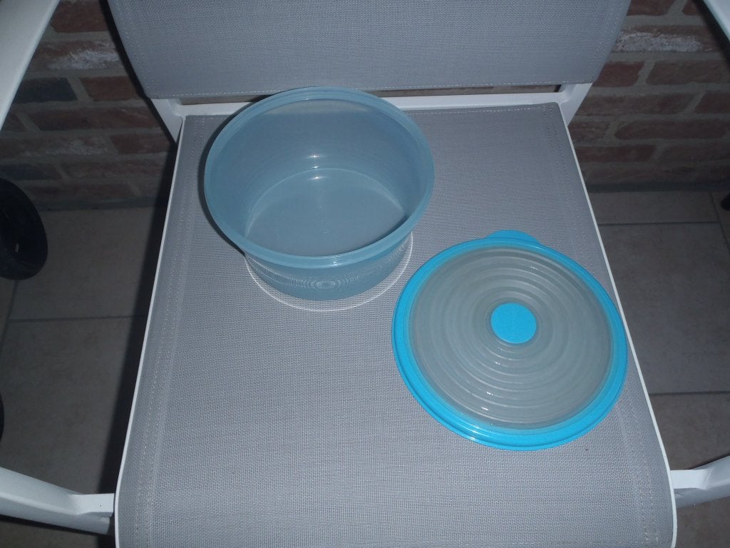 Tupperware rond, Blauw, Ophalen of Verzenden, Zo goed als nieuw, Met deksel