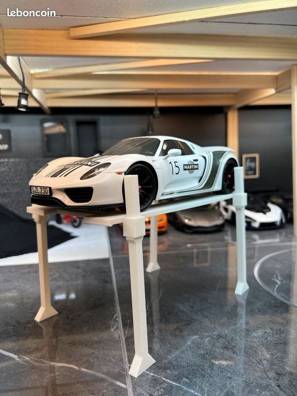1/18 Pont garage diorama, Enlèvement ou Envoi, Comme neuf