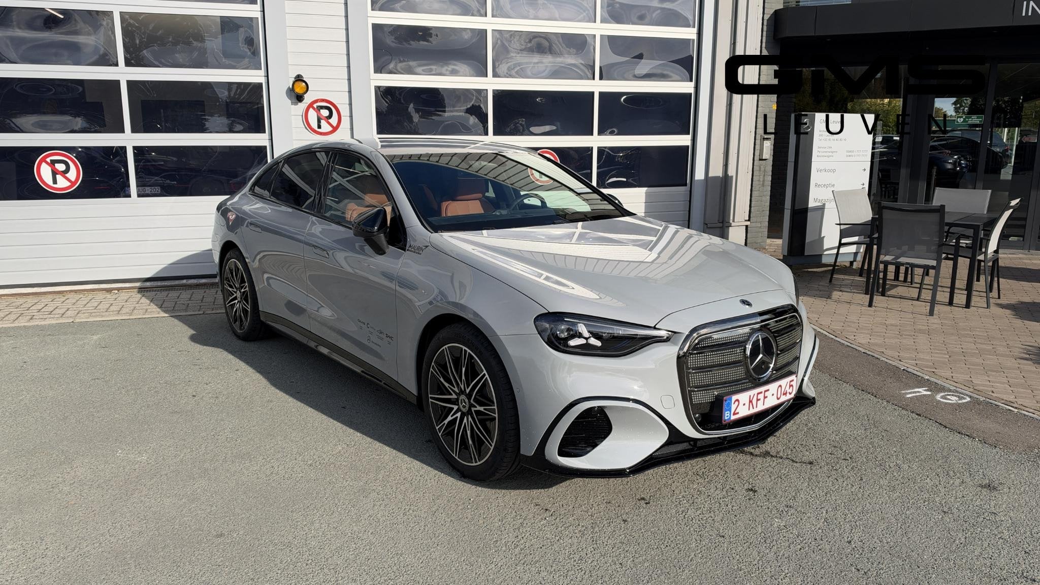 Mercedes-Benz C-Klasse 400 4MATIC AMG Line, Auto's, Automaat, 4 deurs, Stof, 2460 kg