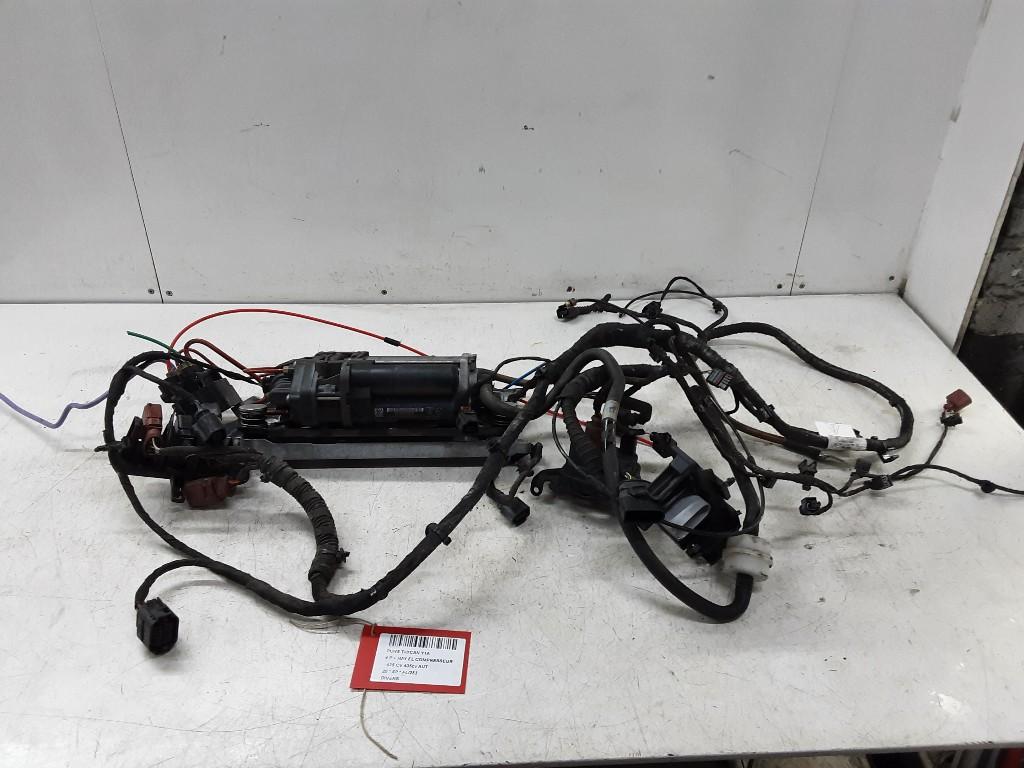 DIVERSEN DIVERS Porsche Taycan (Y1A) (9J1616006D), Auto-onderdelen, Gebruikt, Rue de l'Espoir 34 34
4030  GRIVEGNÉE, BE, Info@Collignon.be