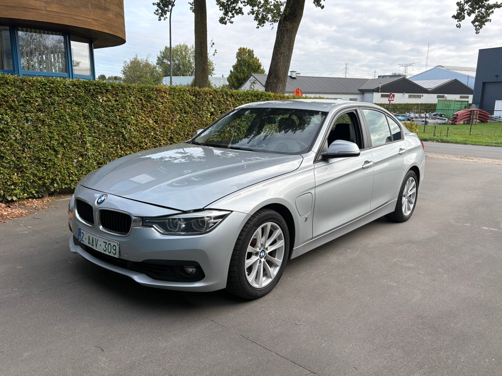 BMW 330e 2018 220.000km Hybrid Benzine plugin, Auto's, Bedrijf, Hybride Elektrisch/Benzine, Te koop