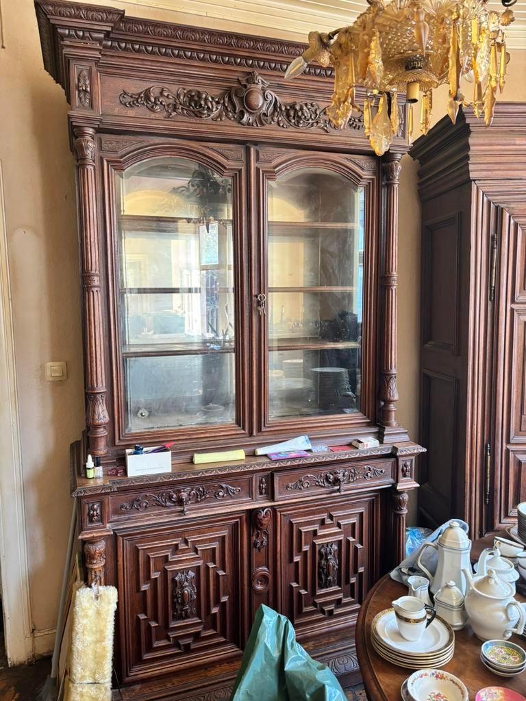 Buffet ancien, Enlèvement