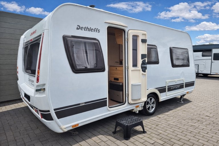 Dethleffs AVANTGARDE 460 EL, Caravanes & Camping, Caravanes, Entreprise, jusqu'à 4, 1000 - 1250 kg, Siège de train, Dethleffs