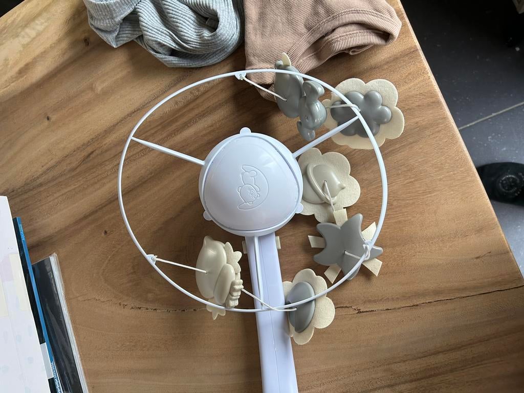 Infantino bed mobiel/ nachtlamp nieuw nooit gebruikt, Kinderen en Baby's, Ophalen, Nieuw, Lamp