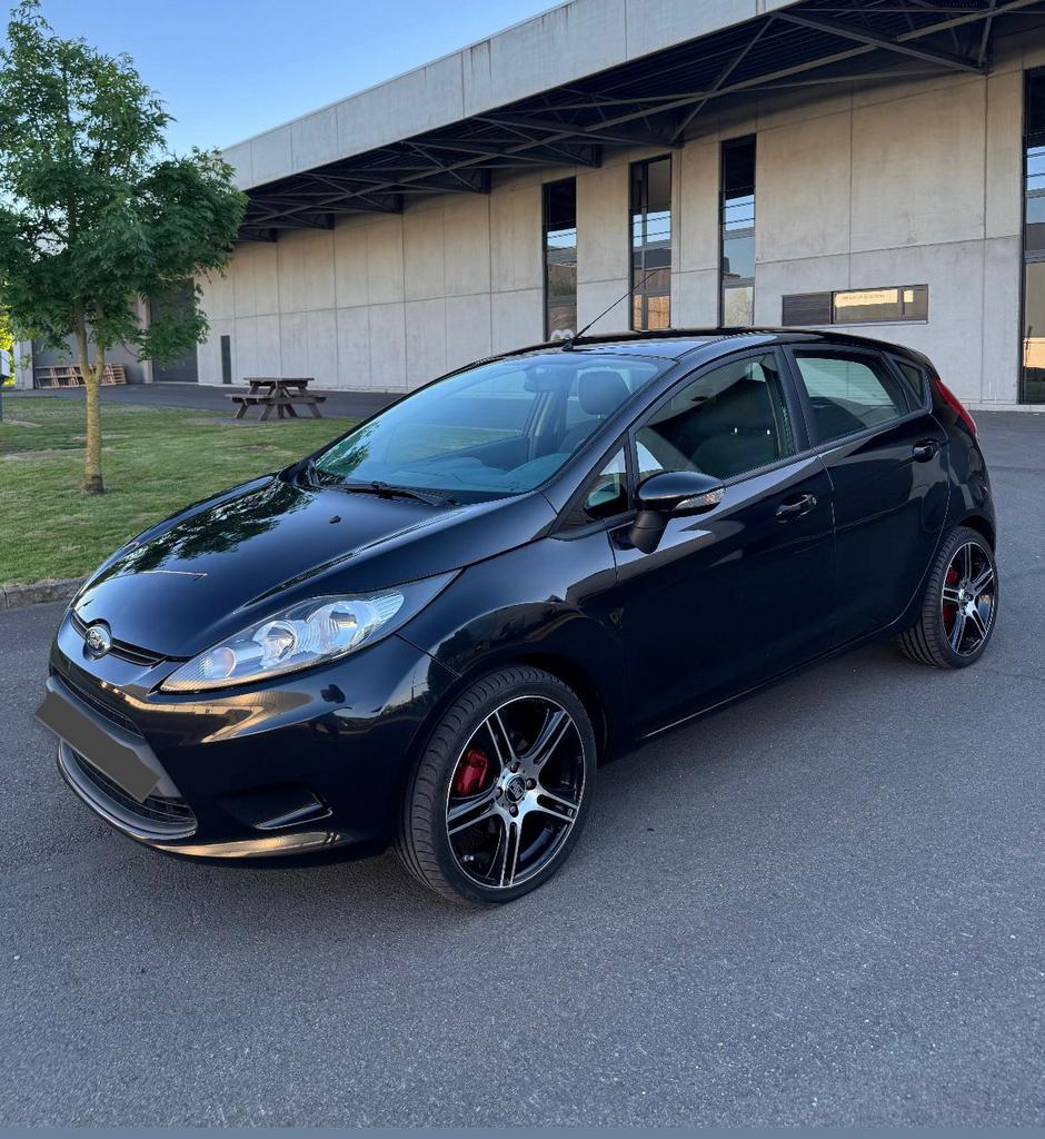 Ford Fiesta 1.3 Benzine Gekeurd Vvk, Airco & 2 Sleutels, Auto's, Ford, Voorwielaandrijving, Zwart, 5 deurs, Particulier
