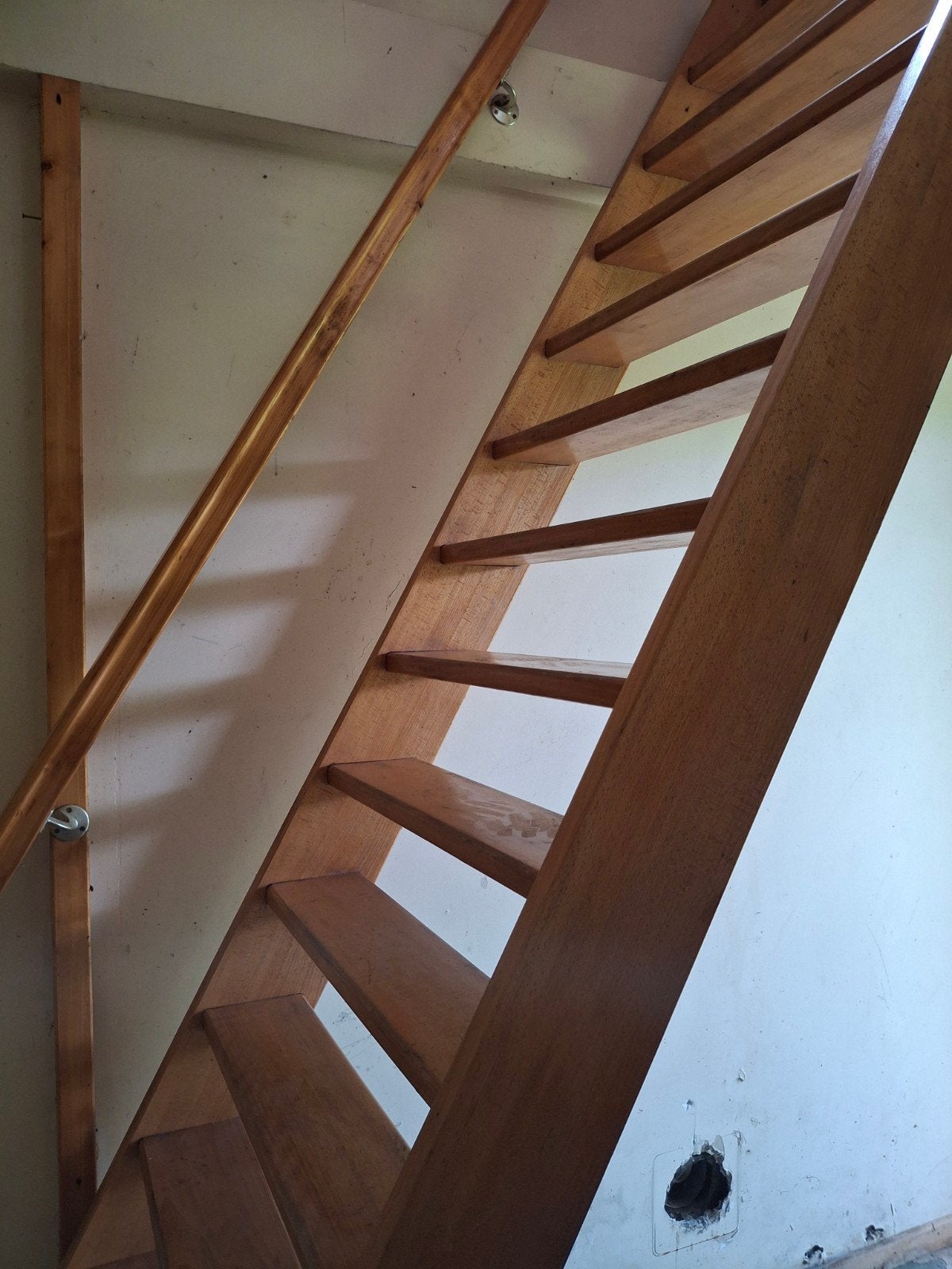 Trap met leuning en ballustrade, Doe-het-zelf en Bouw, Ladders en Trappen, Ophalen, Gebruikt, Trap, 2 tot 4 meter