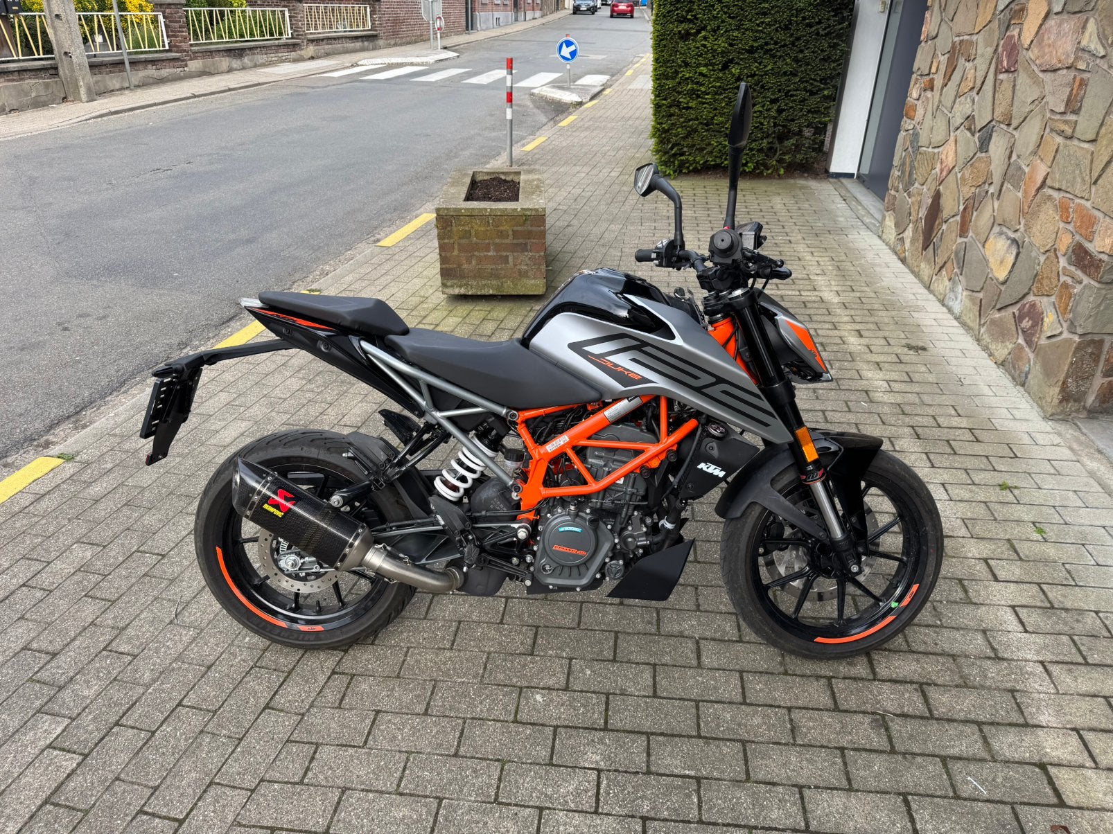 Ktm duke 125cc, Motos, Motos | KTM, Sport, jusqu'à 11 kW, 1 cylindre, Permis Moto A1 minimum, ABS, Échappement sport, Manuelle