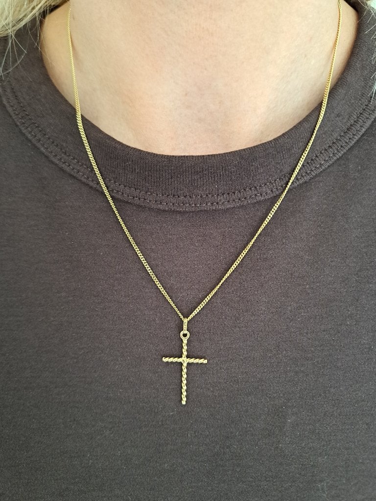 18 karaat ketting met kruisje, Met hanger, Ophalen of Verzenden, Zo goed als nieuw, Goud
