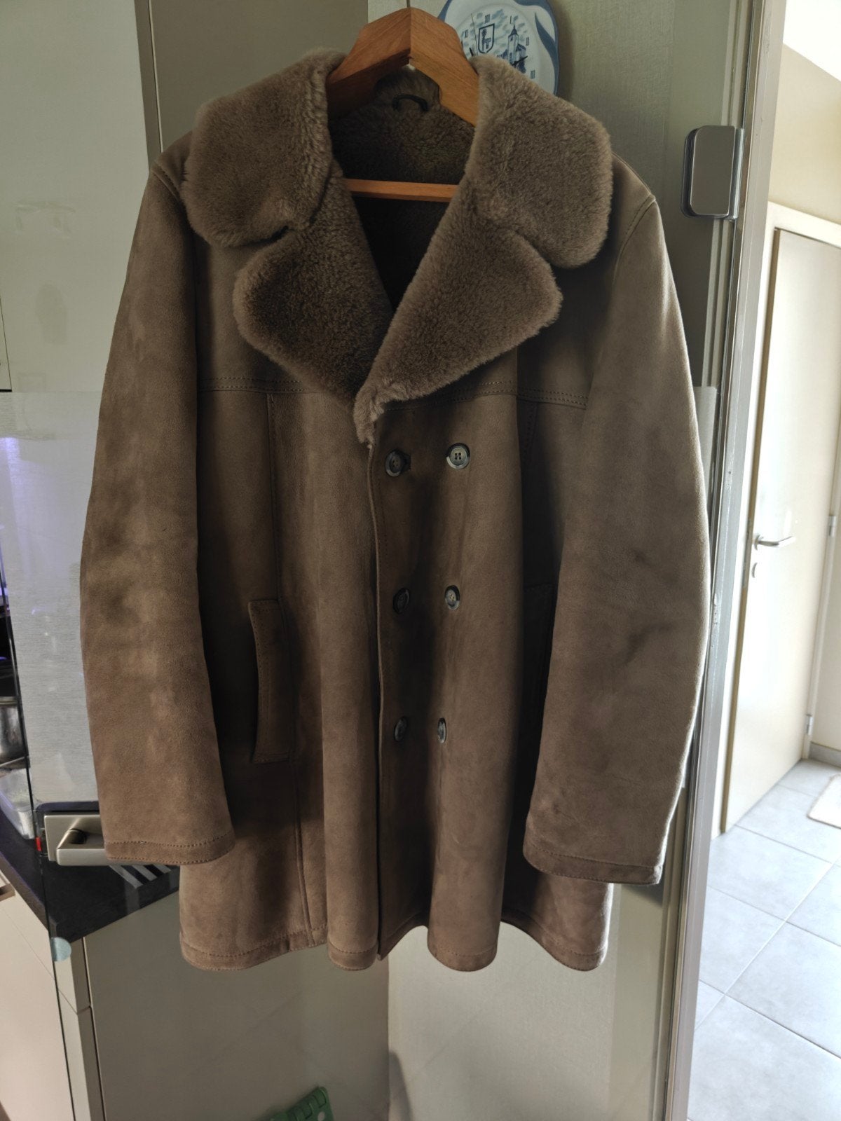 Warme jas uit lamswol, Ophalen, Maat 52/54 (L)