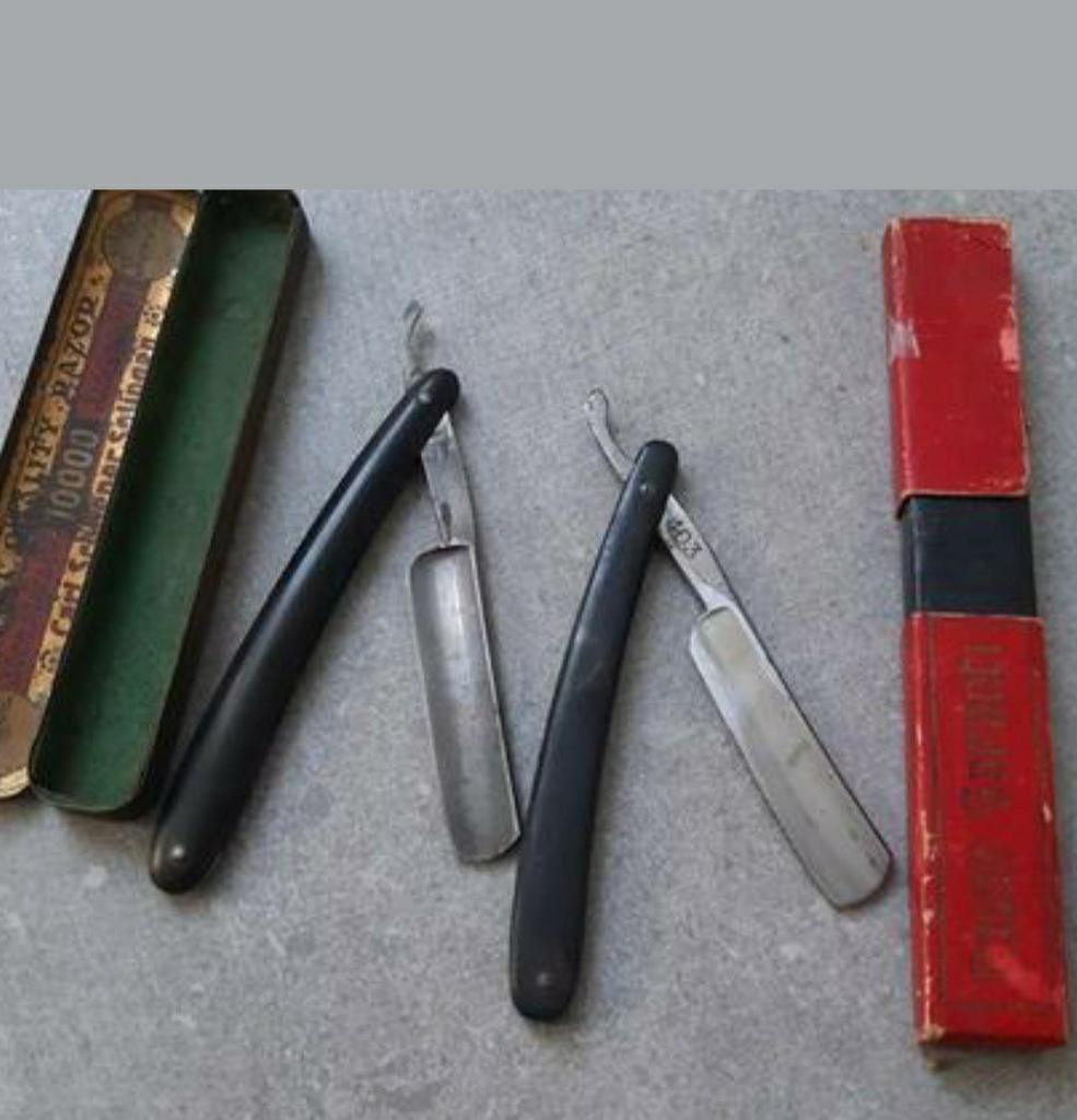2 anciens rasoirs coupe choux, Antiquités & Art, Curiosités & Brocante, Enlèvement ou Envoi