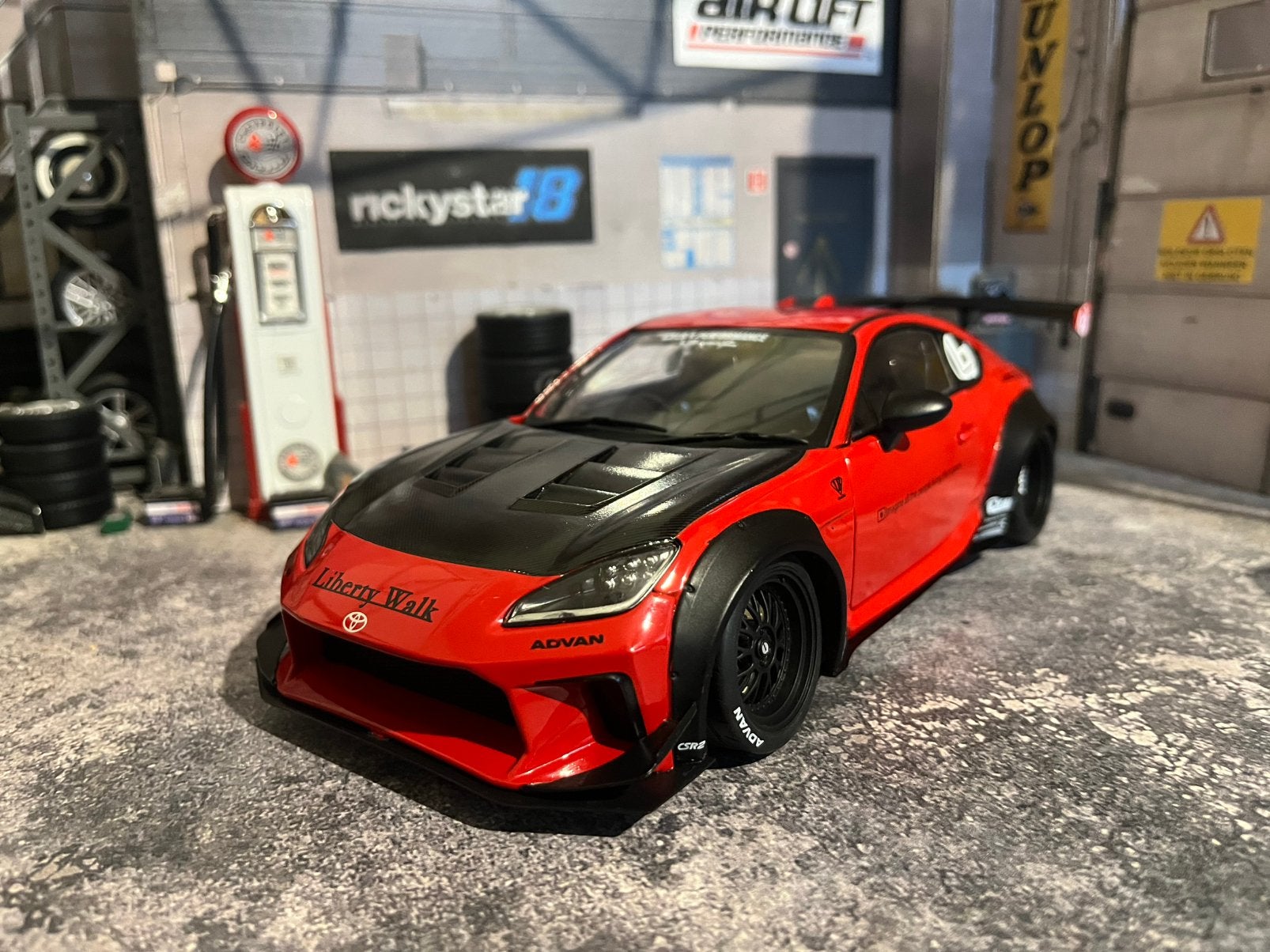 1:18 Toyota GR86 LBWK - neuve dans sa boite, Enlèvement ou Envoi, Neuf, Voiture, Solido
