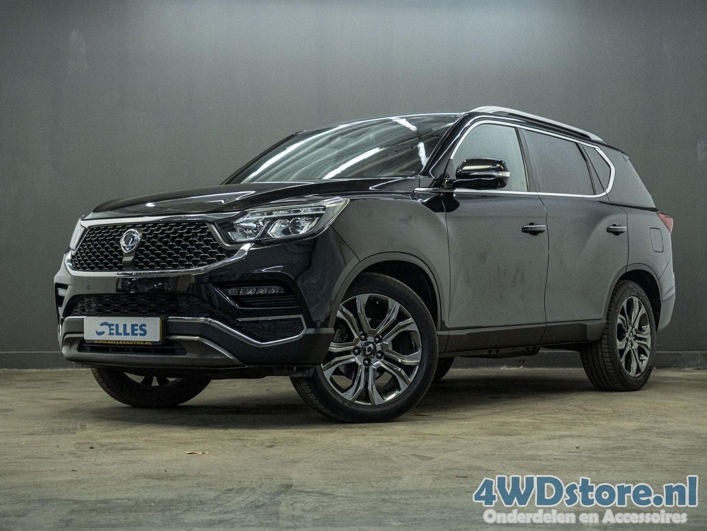 Ssangyong Rexton 2.2 e-XDi Sapphire | Stoel/Stuur verwarming, Auto's, Automaat, Rexton W, Parkeersensor, Zwart