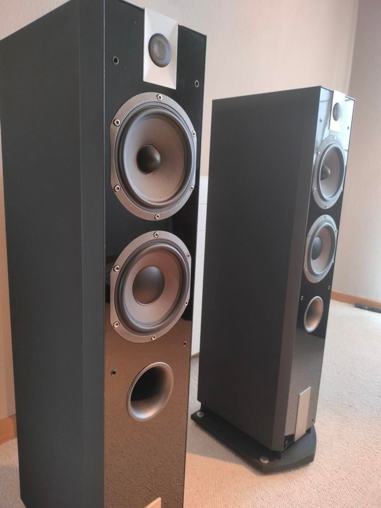 Focal 816V klasse speakers in nette staat, Audio, Tv en Foto, Luidsprekerboxen, Ophalen, Front, Rear of Stereo speakers