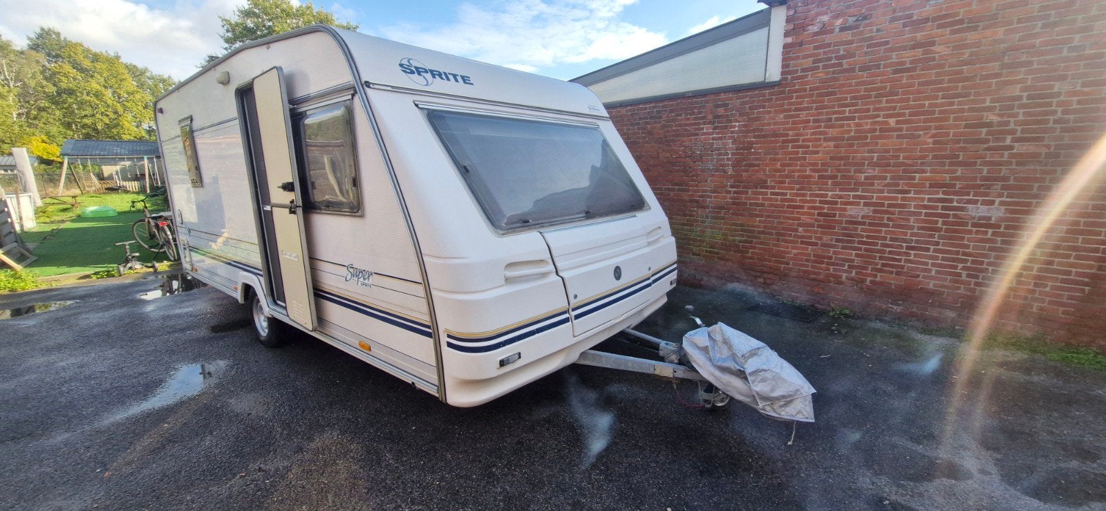 caravan super sprite 490. in goede staat, Caravans en Kamperen, Vast bed, Openslaande ramen, Treinzit, Particulier