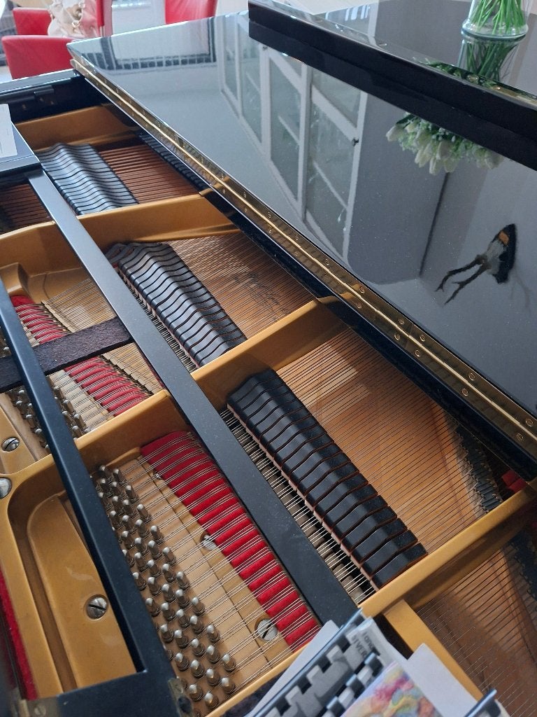 Piano, Musique & Instruments, Brillant, Comme neuf, Enlèvement, Piano
