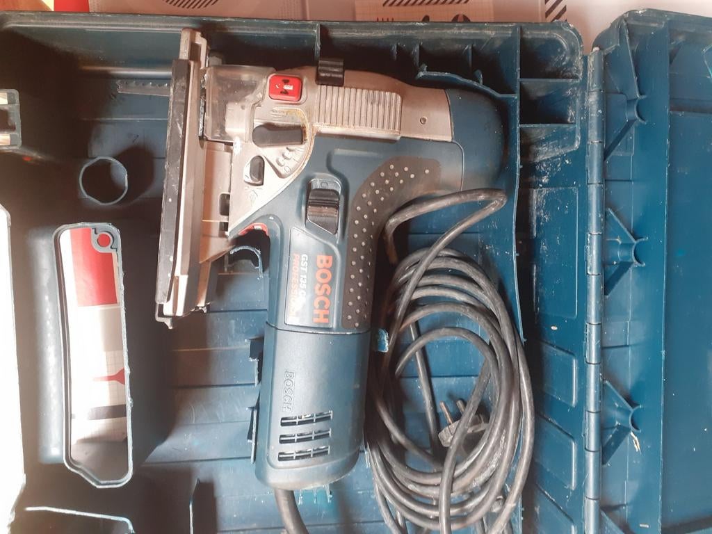 Scie sauteuse bosh, Bricolage & Construction, Outillage | Scies mécaniques, Enlèvement, Scie sauteuse