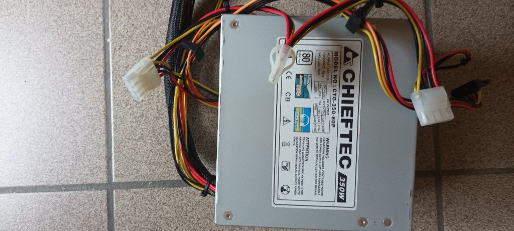 Pc onderdelen / lees .., Computers en Software, Ophalen of Verzenden, HDD