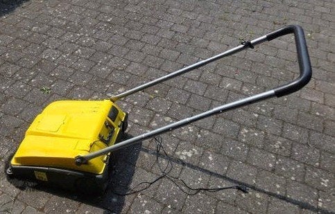 Elektrische veegmachine Westfalia, Tuin en Terras, Veegmachines, Ophalen of Verzenden, Zo goed als nieuw, Westfalia
